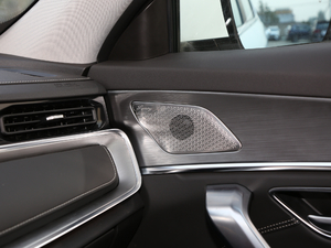 2021PLUS 1.6T DCT 5 п؅^