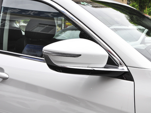 2021PLUS 1.5T ք 5 ^