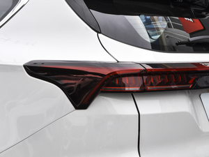 2021PLUS 1.5T ք 5 ^