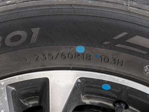 2021款PLUS 1.5T DCT山 7座 轮胎尺寸