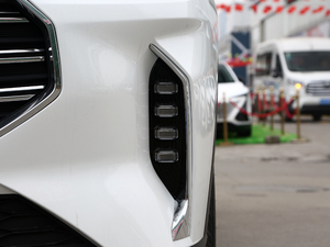 2021PLUS 1.6T DCT 5 ǰF