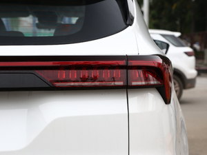 2021PLUS 1.6T DCT 5 ^