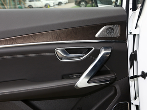 2021PLUS 1.6T DCT 5 g