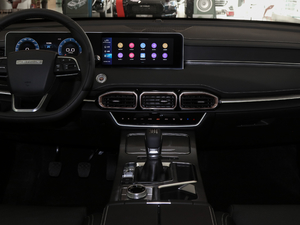 2021款PLUS 1.5T 手动林 6座 中控台