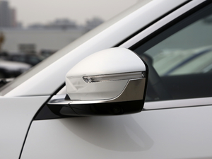 2021PLUS 1.6T DCT 7 ^