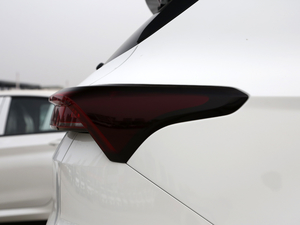 2021PLUS 1.6T DCT 7 ^