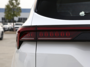 2021PLUS 1.6T DCT 7 ^