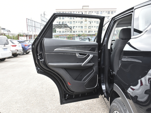 2021款PLUS 1.5T 手动风 7座 左后车门