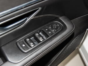 2021PLUS 1.5T ք 7 {܇ƅ^	