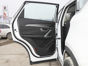 2021款PLUS 1.6T DCT辰 5座 左后车门