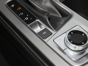 2021PLUS 1.6T DCT 5 п؅^