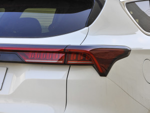 2021Ŀ PLUS 1.6T DCT 5 ^