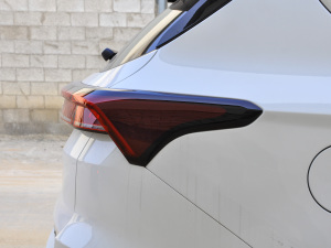 2021Ŀ PLUS 1.6T DCT 5 ^