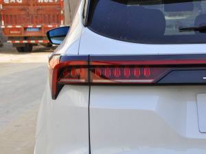 2021Ŀ PLUS 1.6T DCT 5 ^