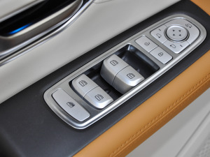 2021Ŀ PLUS 1.6T DCT 5 {܇ƅ^	