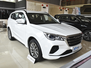 2021款1.5T 手动特供I版 7座 整体外观
