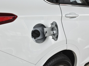 2021款1.5T 手动特供I版 7座 油箱盖