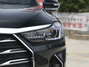 2021款PLUS 1.6T DCT星PRO 7座 大灯