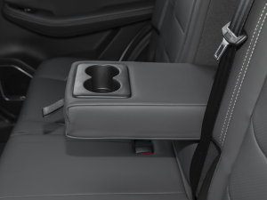 2021款1.5T 手动特供II版 7座 后排中央扶手