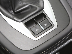 2021��M 1.5T �ք�(d��ng)���л���� 7�� �v܇�Ƅ�(d��ng)��