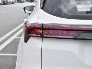 2021T 1.6T DCT܊ 7 ^