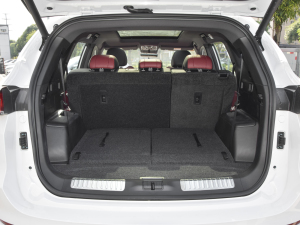 2021T 1.6T DCT܊ 7 g