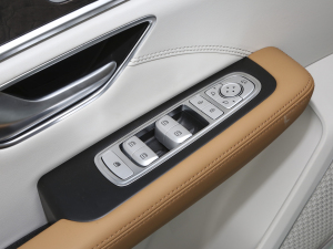 2021T 1.6T DCT 7 {܇ƅ^(q)	