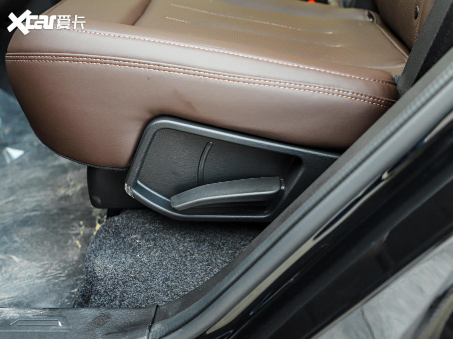 2021;X90 PLUS 1.6T 6DCT e