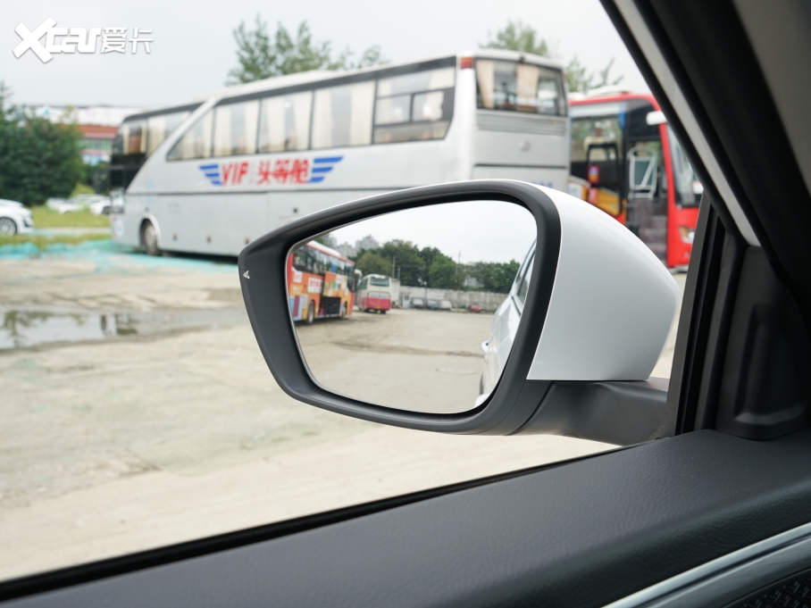 2021;X90 PLUS 1.6T 6DCT e