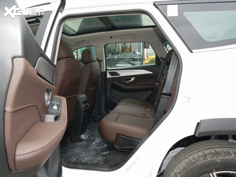 2021;X90 PLUS 1.6T 6DCT e