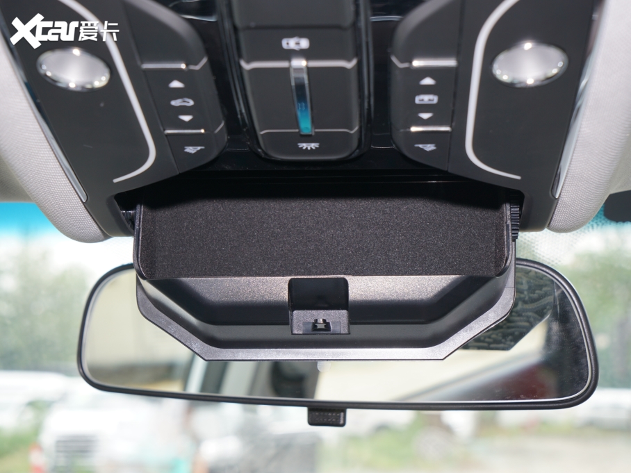 2021;X90 PLUS 1.6T 6DCT e