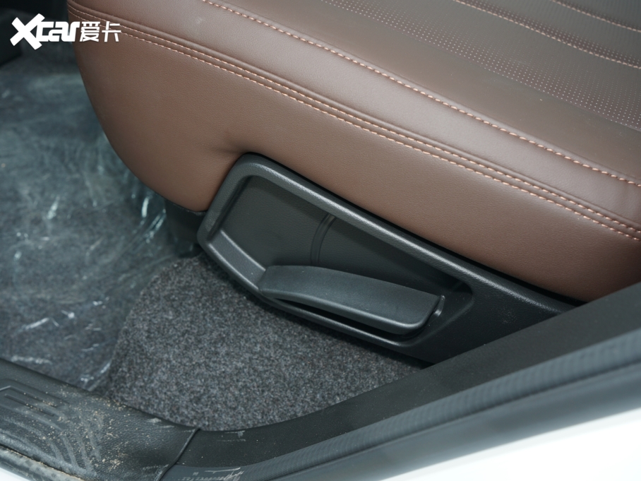 2021;X90 PLUS 1.6T 6DCT e