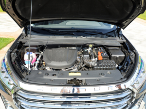 2021款1.6T 6DCT 别墅 发动机