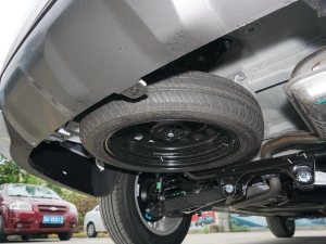 2021款1.5T 手动 洋房 备胎