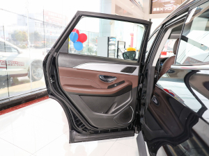 2021款1.5T 6DCT 庭院 左后车门