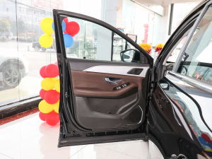 2021款1.5T 6DCT 庭院 驾驶位车门