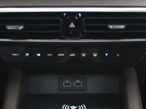 2021款1.6T 6DCT 庄园 空调调节