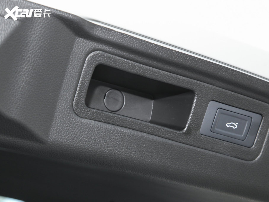 2022;X90 PLUS 1.5T քӹ^