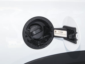 2022款1.5T 手动公馆 油箱盖