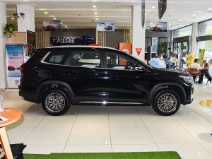 2022款1.5T 手动别院 正侧（右）