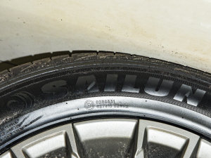 2022款1.5T 手动别院 轮胎品牌
