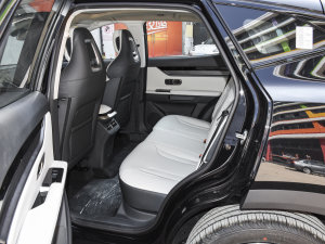 20221.6T DCTSPORT ſg