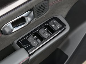 20221.6T DCTULTRA {܇ƅ^	