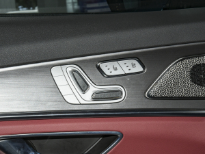2021款PLUS 1.6T DCT地PRO+ 5座 主驾驶座椅调节