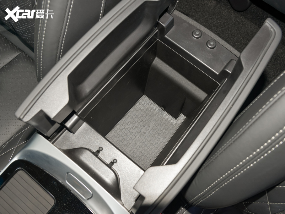 2022;X95 1.6T DCTL 5