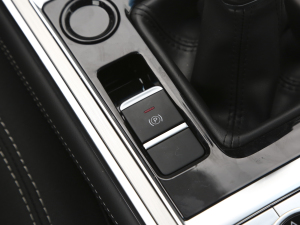 2022款1.5T 手动乐行版 5座 驻车制动器