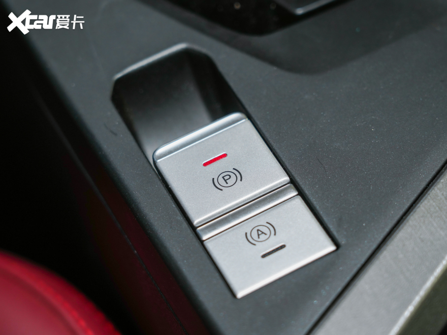 2022;X70S 1.6TD DCT 5