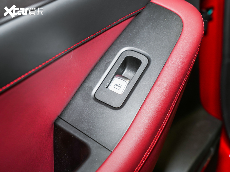 2022;X70S 1.6TD DCT 5