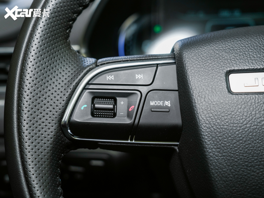 2022;X70S 1.6TD DCT 5