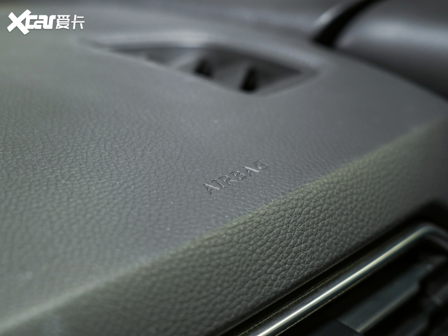 2022;X70S 1.6TD DCT 5